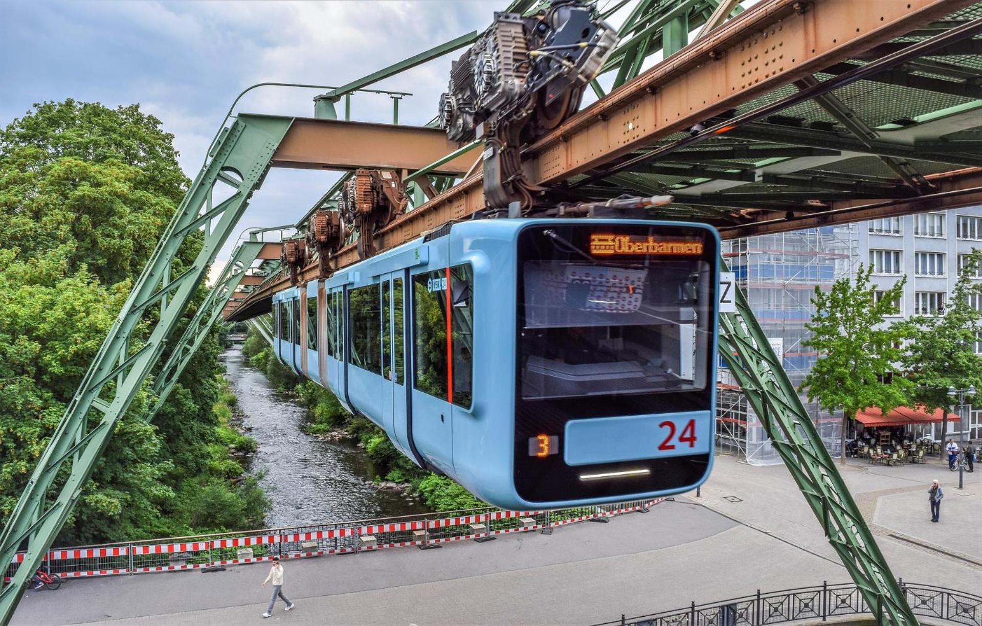 Smart Home - Wuppertal - Perfect For 4 Guests! Central - Netflix - Schwebebahn - Free Parking Zone Buitenkant foto